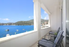 Hotel M Apartment 4 - Sea View, Breakfast & Free Garage Parking - Image 2