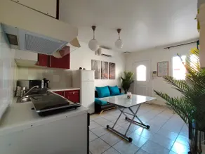 Independent apartment – Toulon – Les Routes - Image 4