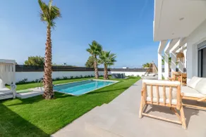 Martini Villas - Rosemary Villa - Image 4