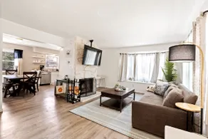 Glendale Riverfront Townhouse | 10M To Downtown - Image 4