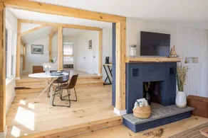 Riverside Retreat on the Hudson - Modern Cottage - Image 3