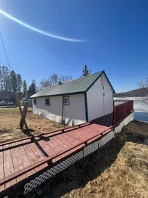 Lakefront cabin. Private beach. Kayaks. Huge deck. - Image 4