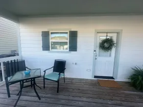 Newly Renovated Charleston Townhouse Downtown LC - Image 2