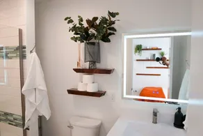 Cozy One Bedroom - Image 4