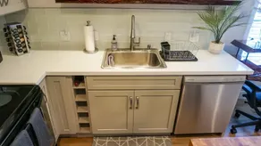 Cozy One Bedroom - Image 5