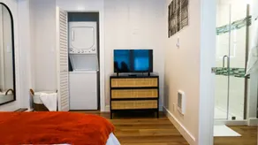 Cozy One Bedroom - Image 3