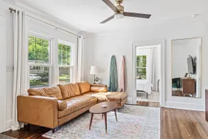 Charming House 5 Minutes to Downtown Chattanooga and Aquarium - Image 3