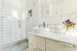 Madison Park Apartment - Image 5