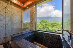 Fengstay Mountain - Image 4