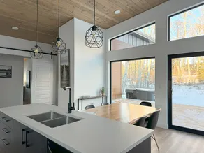 Modern Riding Mountain Retreat - Image 4