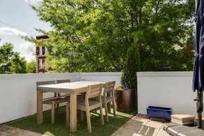 Modern Unit in Historic Old Manchester. - Image 3