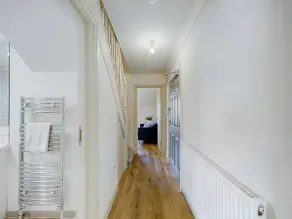 Duplex Redhill town centre Apt - Image 5