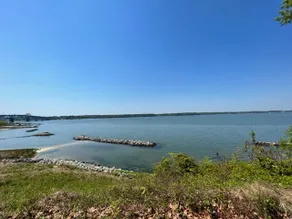 Amazing Gem! Riverfront, Location, Sunsets, Quite - Image 2