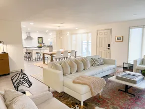 The Reserve on Spring in downtown Searcy close to restaurants and Harding! - Image 3
