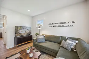 Cozy Home Near Cleveland Airport - Image 5