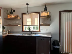 Estate on Market - Image 3