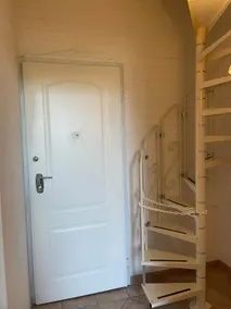 Elle Home • Garden, parking and bus to the city center - Image 5