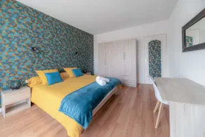 Air-Cond 3BR Apartment in Vichy - Image 4