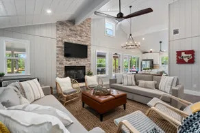 Ranch Getaway w/Sauna, Spa, Game Room, Lake, More! - Image 3