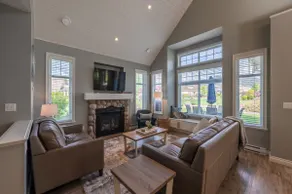 The Lakehouse/Snow Vacation Rental - Image 2
