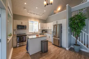 The Lakehouse/Snow Vacation Rental - Image 4