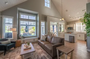 The Lakehouse/Snow Vacation Rental - Image 3