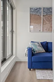 Exquisite 2 BR Condo near DT Core | UG Parking |AC - Image 4