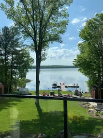 Luxury Lakefront Compound*Hot Tub Sauna Pizza Oven - Image 2