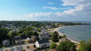 Willard By the Sea - 30 ft to the beach- 2nd floor - Image 3