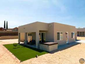 Pueblo en Powell - Hot Tub, Game Room, Lake Views - Image 2