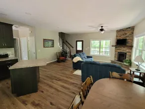 Whispering Pines mountain home - Image 2