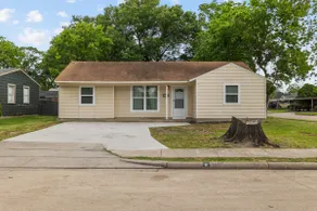 Centrally located Cozy Cottage - Image 2