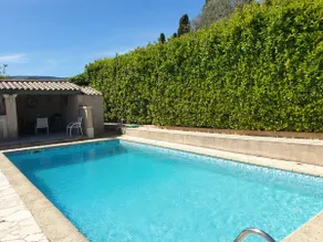 Cozy with pool. - Image 5