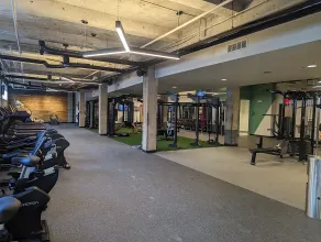 Updated Warehouse Apt in the Heart of Downtown - Image 5