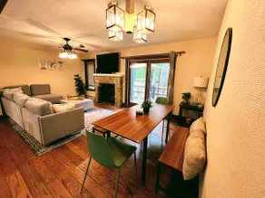 Peaceful Pines:Cozy Retreat - Image 2