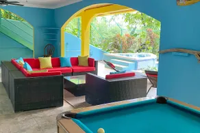 Manuel Antonio, Private Pool Jacuzzi, Pool table, Gated community - Image 2