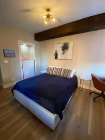 Condo in OTR, Pendleton Art District - Image 5