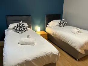 City Centre, Group Friendly flat - Image 5