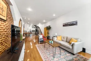 Cozy Baltimore Townhome - Image 2