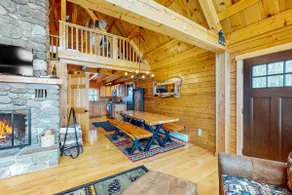 *Lake Views*Hot Tub*Fireplace*Game Room*Private - Image 5