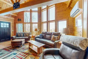 *Lake Views*Hot Tub*Fireplace*Game Room*Private - Image 4
