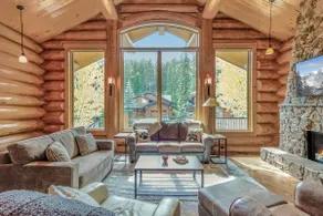 Luxury Log Chalet - Walk to Ski, Golf & Dining - Image 3