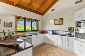 Ocean Breeze Villa - Image 5