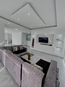 Spacious Beach House - Image 3