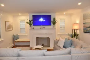 Coastal Cottage Home - Image 2