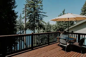 Lakefront | Dreamy | Lawn Games | Paddleboard - Image 4