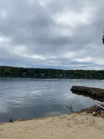 Lakeside retreat - Image 5