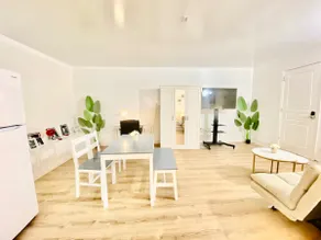 Studio BlackmWhite near DTLA - Image 4