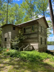 Authentic Log Cabin at the Lake! - Image 5