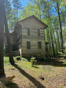 Authentic Log Cabin at the Lake! - Image 4